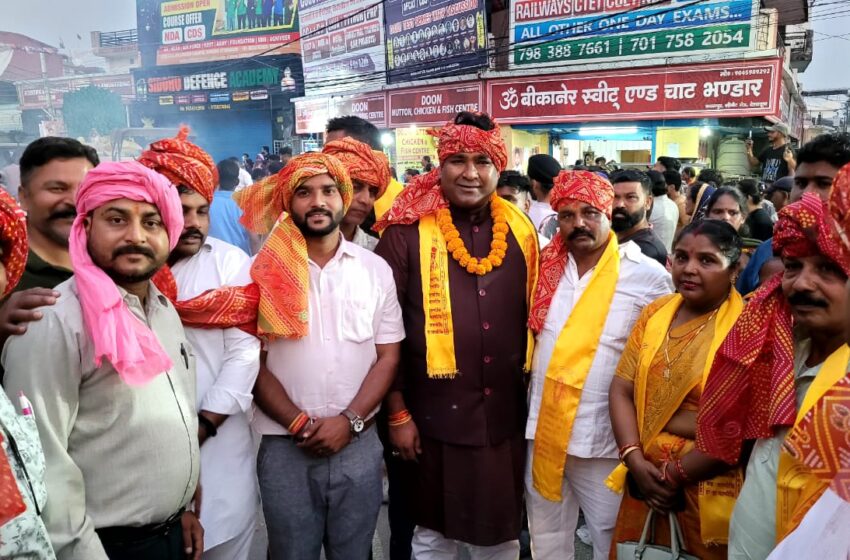  महर्षि बाल्मीकि जी की जयंती के पावन शुभ अवसर पर बाल्मीकि समाज द्वारा नगर संकीर्तन शोभायात्रा का आयोजन किया।