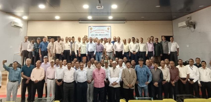  राज्य के पुलिस विभाग के सेवानिवृत कार्मिकों, अधिकारियों के संगठनों ने भी गोल्डन कार्ड योजना में कैशलेस ओपीडी,चिकित्सा प्रतिपूर्ति बिलों में जानबूझकर विभागीय देरी पर आक्रोश व्यक्त किया।