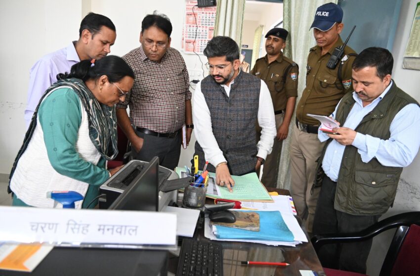  मुख्य विकास अधिकारी अभिनव शाह ने बीईओ कार्यालय का औचक निरीक्षण किया।