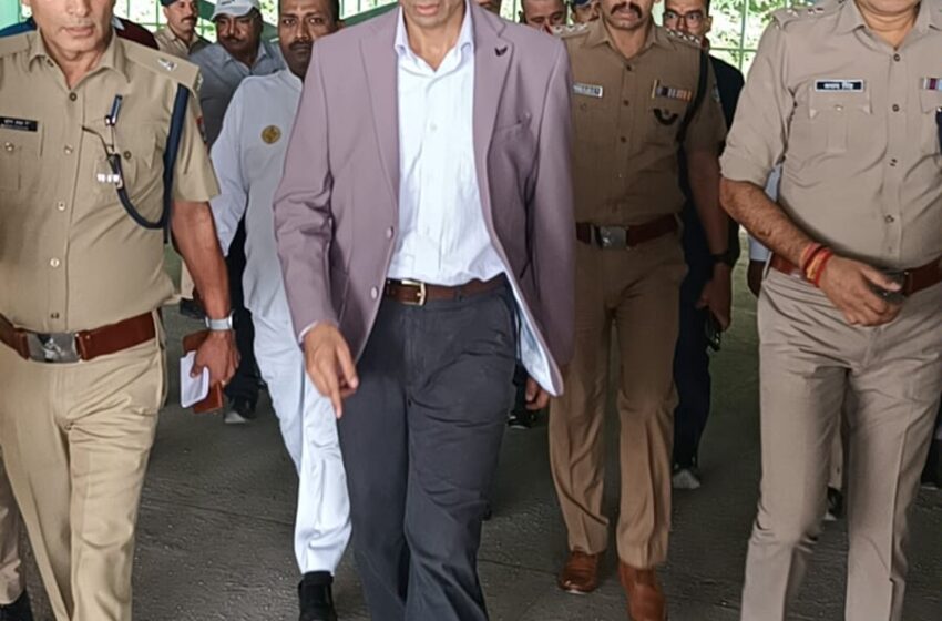  सुनियोजित ढंग से संचालित हो रही है, मसूरी शटल सेवा, जिलाधिकारी सविन बंसल के निर्देशन में धरातल पर उतर रही है नई व्यवस्था।