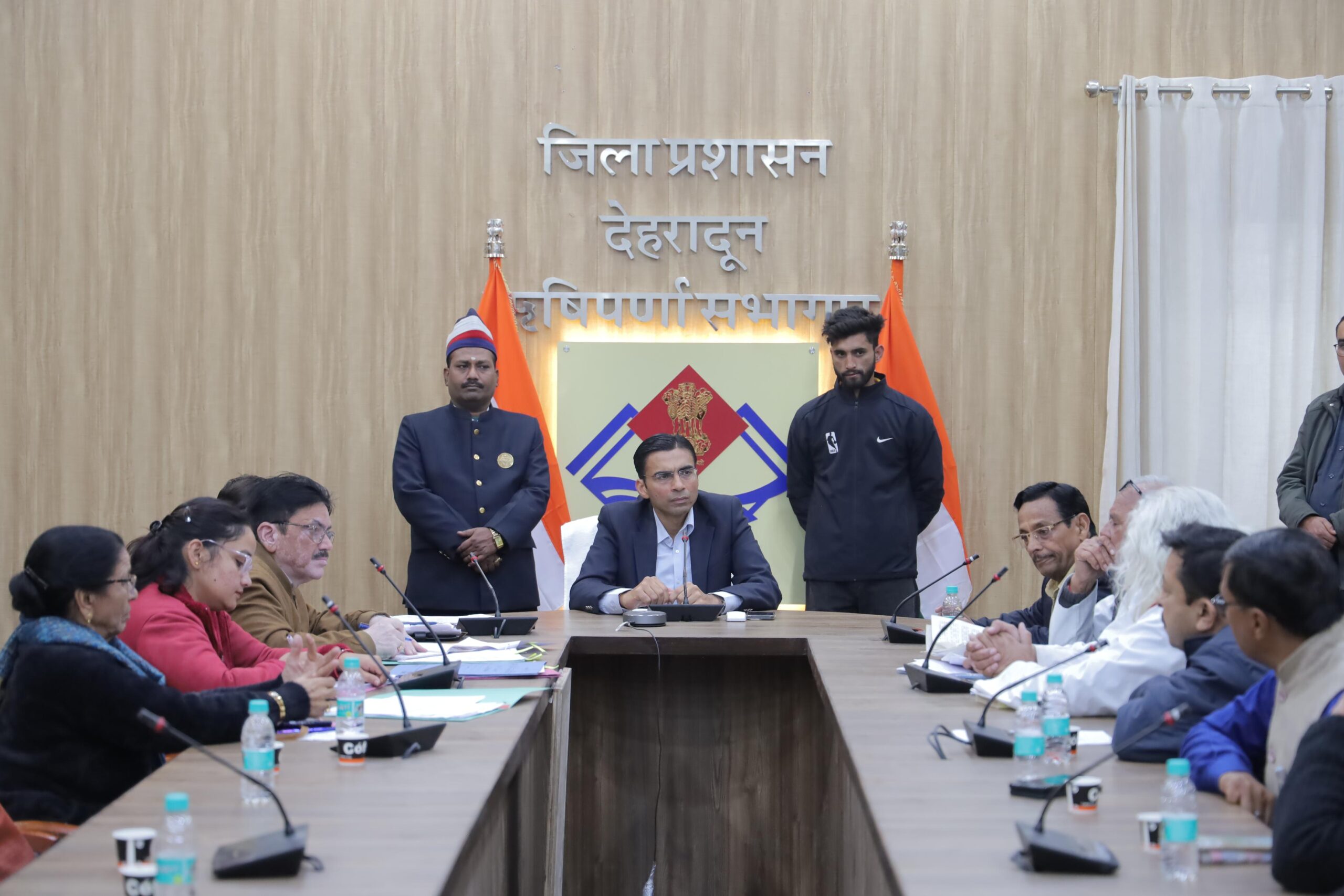  जिलाधिकारी सविन बंसल ने राज्य आंदोलनकारियों के लिए कहा कि आपकी डबल पेंशन, चिन्हिकरण, सम्मान पत्र मेरा दायित्व।