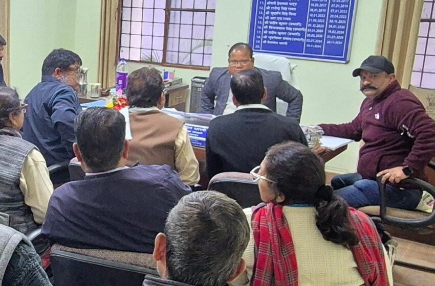  उत्तराखंड राज्य प्राथमिक शिक्षक संघ/उत्तराँचल प्राइमरी टीचर्स एसोसिएशन देहरादून के जिलाध्यक्ष धर्मेन्द्र सिंह रावत के नेतृत्व में जिला शिक्षा अधिकारी (बेसिक) से मुलाकात की।