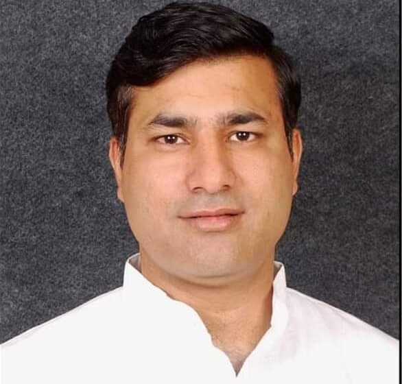  मंडी समिति देहरादून के पूर्व अध्यक्ष रविंद्र सिंह आनंद ने कहा कि आगामी नगर निकाय चुनाव में भाजपा कांग्रेस छोड़ निर्दलीय को समर्थन दे जनता।