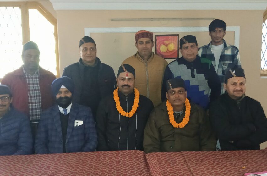  समाज के हित में कार्य करने वालों को सम्मान देने के लिए पत्रकारो ने किया पुलिस, शासन एवं प्रशासन सम्मान संगठन का गठन।