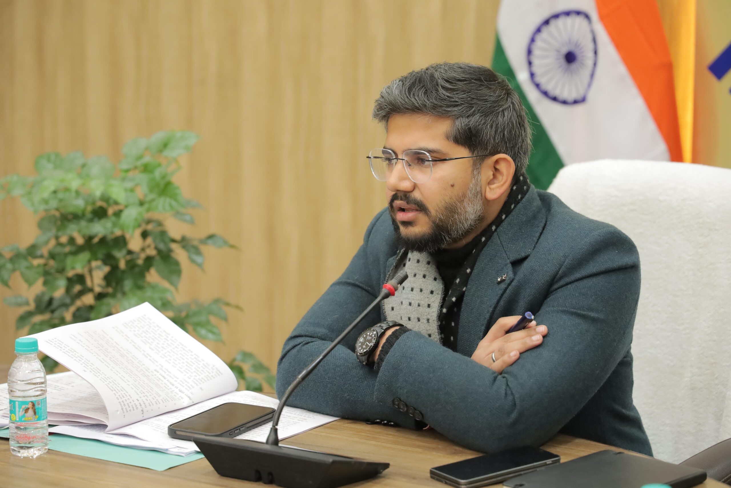  मुख्य विकास अधिकारी अभिनव शाह ने की अधिसूचना जारी, भूतपूर्व प्रधानमंत्री डा० मनमोहन सिंह के निधन पर सात दिन का राष्ट्रीय शोक।