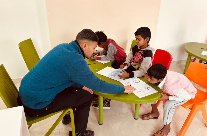  जिलाधिकारी सविन बंसल सड़क पर भिक्षावृत्ति में संलिप्त बच्चों को मुख्यधारा में शामिल करने के लिए साधुराम इंटर कॉलेज में “आधुनिक इनोसेटिव केयर सेंटर” की स्थापना की।