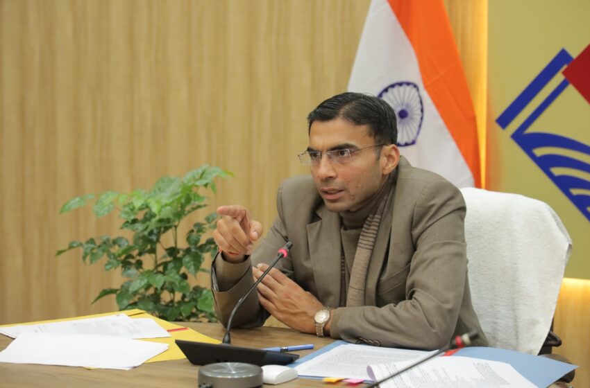  जिलाधिकारी सविन बंसल ने रोड़ कटिंग शर्तों के निरंतर उल्लंघन पर लिया बड़ा एक्शन।