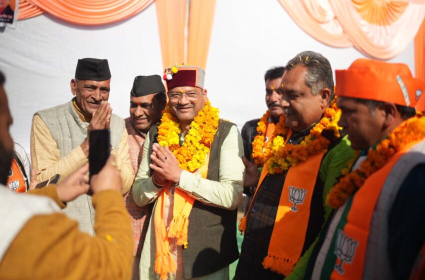  भाजपा महापौर प्रत्याशी सौरभ थपलियाल ने सहसपुर विधानसभा के विधायक सहदेव सिंह पुंडीर एवं कैंट विधानसभा विधायक श्रीमती सविता कपूर जी के नेतृत्व में अनेक जगह पर जनसभाएं जनसंपर्क किया गया।