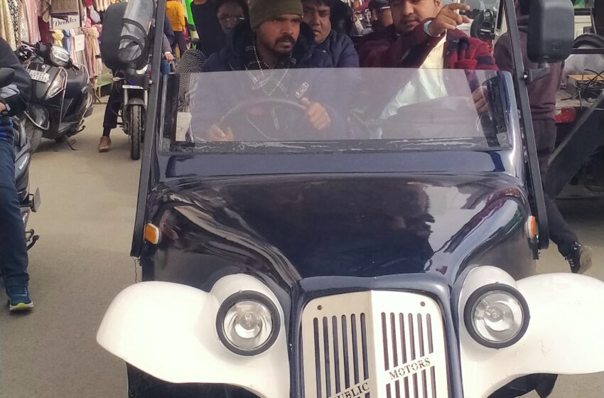  रिक्शा संचालकों को आर्थिकी बढाने को बड़ा कदम, गोल्फकार्ट चलाने का दिया जा रहा है प्रशिक्षण। 