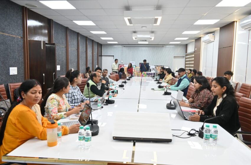  सीडीओ अभिनव शाह ने प्रधानमंत्री विश्वकर्मा योजना की समीक्षा बैठक ली।