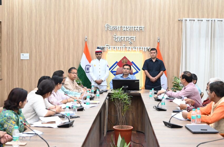 जिलाधिकारी सविन बंसल ने बताया कि जिला चिकित्सालय में तैनात रहेगा ‘‘रक्त गरूड़’’, डेडिकेटेड वाहन ब्लड लेने में तीमारदारों को होगी सुविधा।