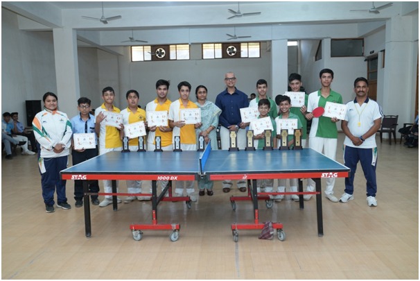 सागवान सदन ने कब्जाया अंतर्सदनीय वरिष्ठ बालक टेबल टेनिस प्रतियोगिता का खिताब ।