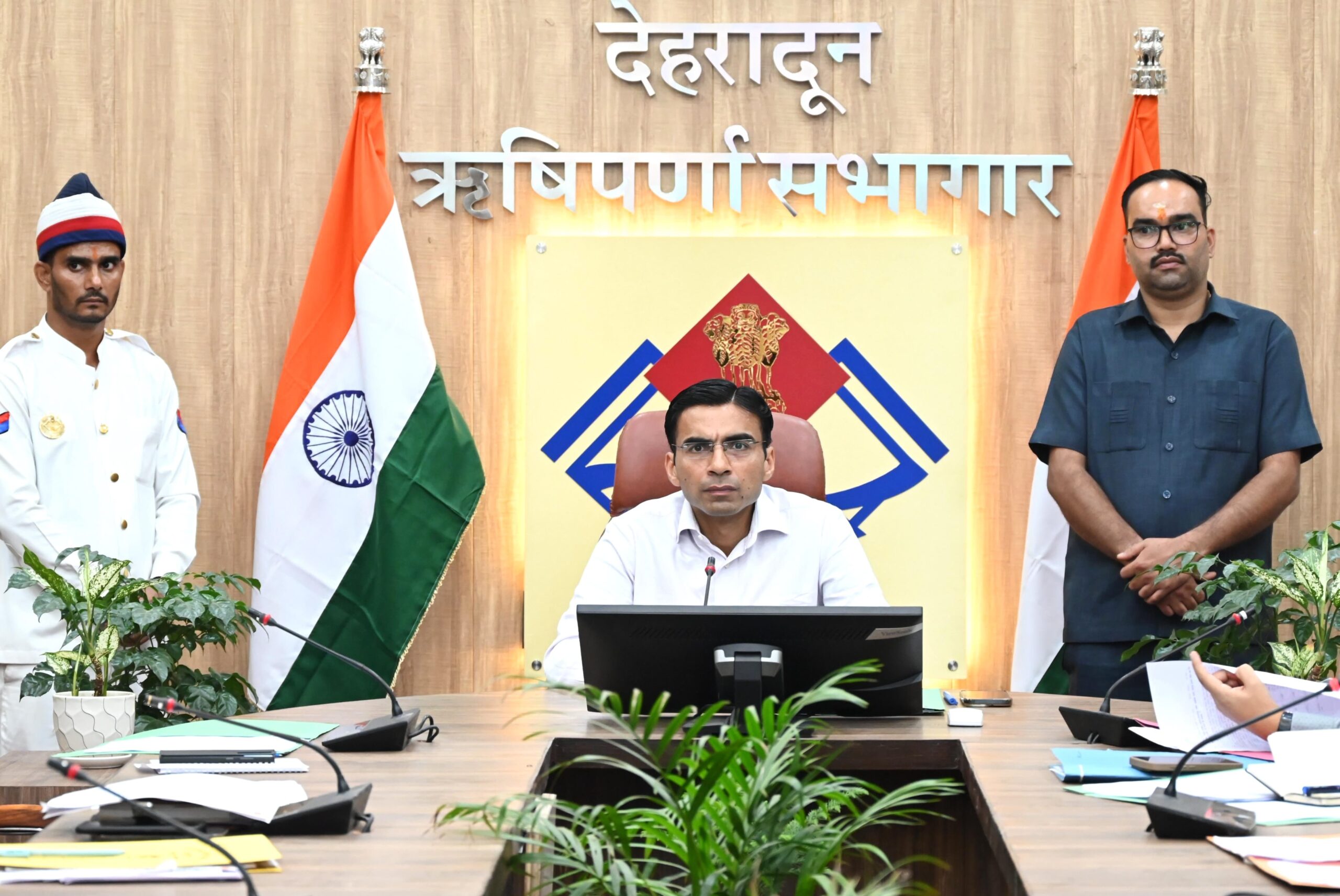  मा0 मुख्यमंत्री पुष्कर सिंह धामी के हैं सख्त निर्देश सरकार की जनकल्याणकारी योजनाओं का लाभ सिर्फ पात्र लाभर्थियों को ही।