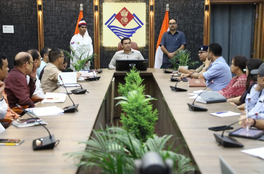  स्वतंत्रता दिवस की तैयारियों को लेकर जिलाधिकारी सविन बंसल की अध्यक्षता में अधिकारियों की बैठक हुई।