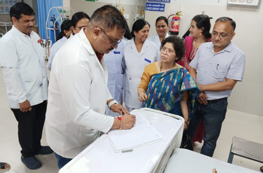  डा० सुनीता टम्टा, महानिदेशक चिकित्सा स्वास्थ्य एवं परिवार कल्याण  द्वारा जिला चिकित्सालय कोरोनेशन का औचक निरीक्षण किया गया। 