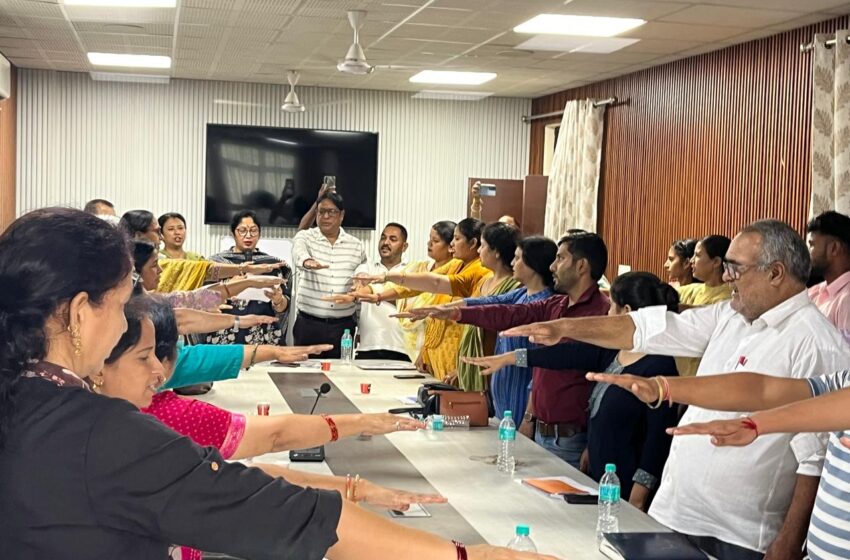  आदि कर्मयोगी अभियान” के अन्तर्गत ब्लॉक स्तरीय अभिविन्यासकार्यक्रम का आयोजन किया।
