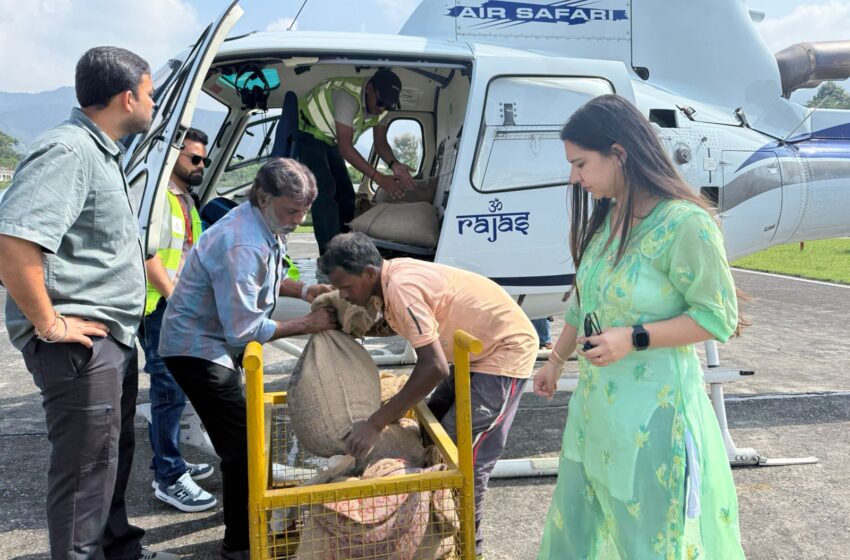  मा0 मुख्यमंत्री श्री पुष्कर सिंह धामी ने दी डीएम को प्रभावितो को हैली से खाद्यान्न पहुंचाने की विशेष अनुमति।