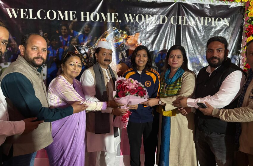  उत्तराखंड कांग्रेस प्रदेश अध्यक्ष करन माहरा महिला वनडे विश्व कप विजेता स्नेहा राणा जी से मुलाकात कर शुभकामनाएं दीं।