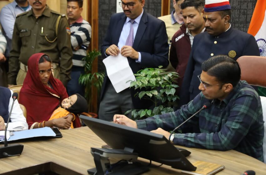  व्यथित सुधा के गंभीर रोग से ग्रसित 2 वर्षीय बेटे अमन का अब हो रहा उपचार।