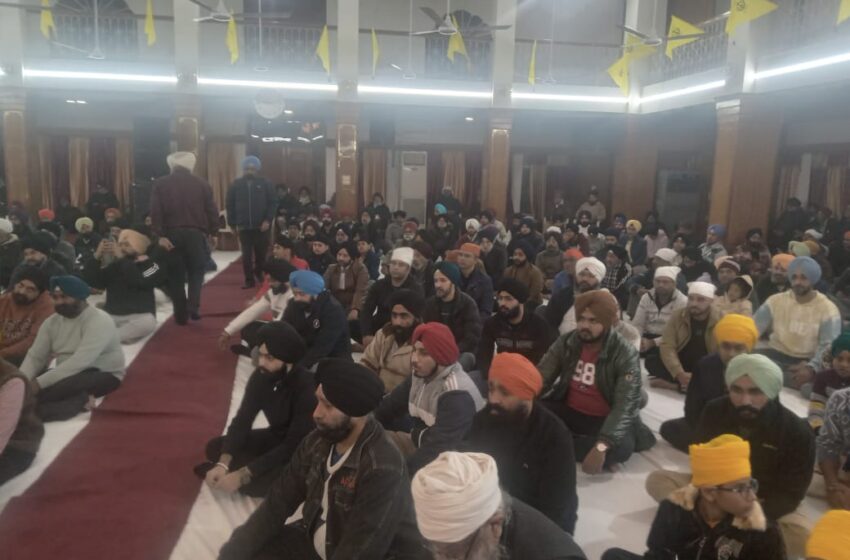  उत्तराखंड सिख कोर्डिनेशन कमेटी द्वारा आयोजित कीर्तन दरबार में मुख्यमंत्री पुष्कर सिंह धामी भी मौजूद रहें।