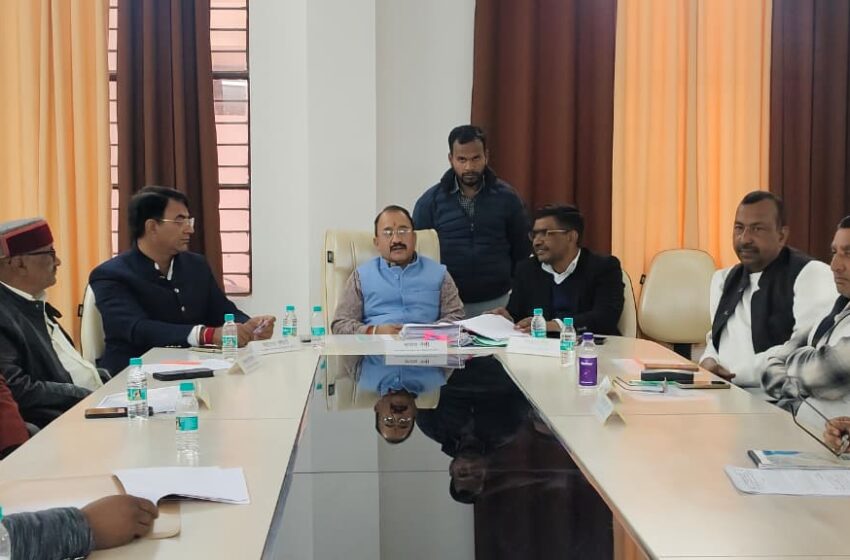  उत्तराखण्ड अन्य पिछड़ा वर्ग आयोग, देहरादून के मा० अध्यक्ष श्री संजय नेगी की अध्यक्षता में विभिन्न प्रकरणों पर सुनवाई की गई।