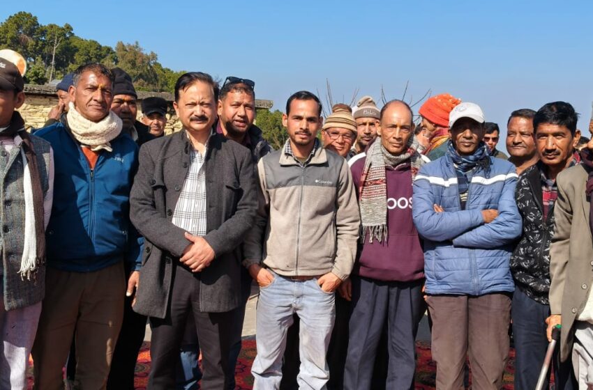  उत्तराखंड कांग्रेस के पूर्व अध्यक्ष करन माहरा ने अपनी विधानसभा रानीखेत के डौड़ाखाल एवं ग्राम देवलीखेत क्षेत्र में कांग्रेसजनों के साथ बैठक की।