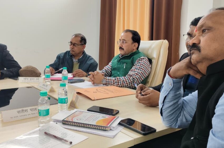  उत्तराखण्ड अन्य पिछड़ा वर्ग आयोग के मा० अध्यक्ष संजय नेगी की अध्यक्षता में विभिन्न प्रकरणों पर सुनवाई की गई।