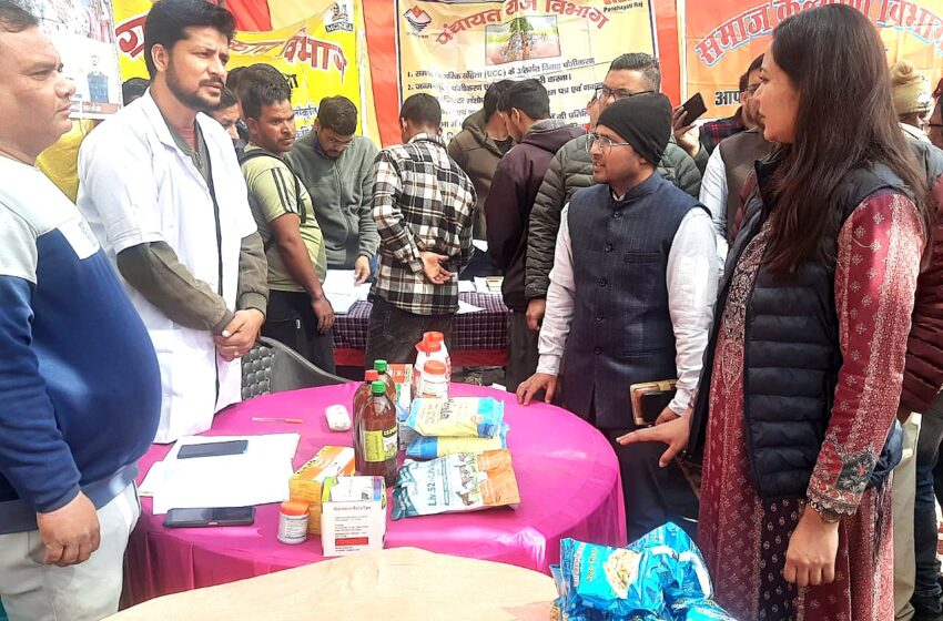  जन-जन के द्वार पहुँची सरकारः सुदूरवर्ती गांव लाखामंडल में प्रशासन ने सुनीं जन समस्याएं।