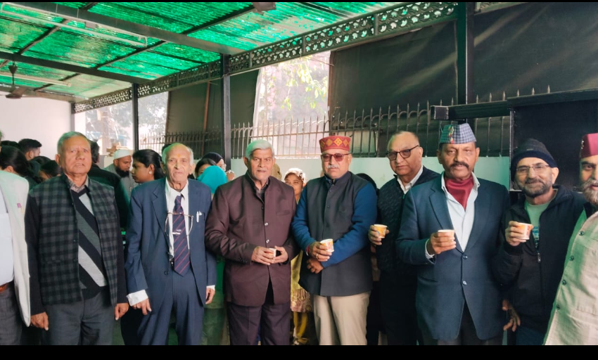  स्वतंत्रता संग्राम सेनानी अब्बास तैयब की 173 वी जयंती पर तस्मीया एकेडमी में  कार्यक्रम आयोजित किया।