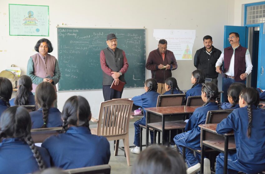  प्रोफेसर कन्हैया त्रिपाठी, स्पेशल मोनीटर, राष्ट्रीय मानवाधिकार आयोग द्वारा राजकीय दून मेडिकल कॉलेज देहरादून का भ्रमण / निरीक्षण किया गया।