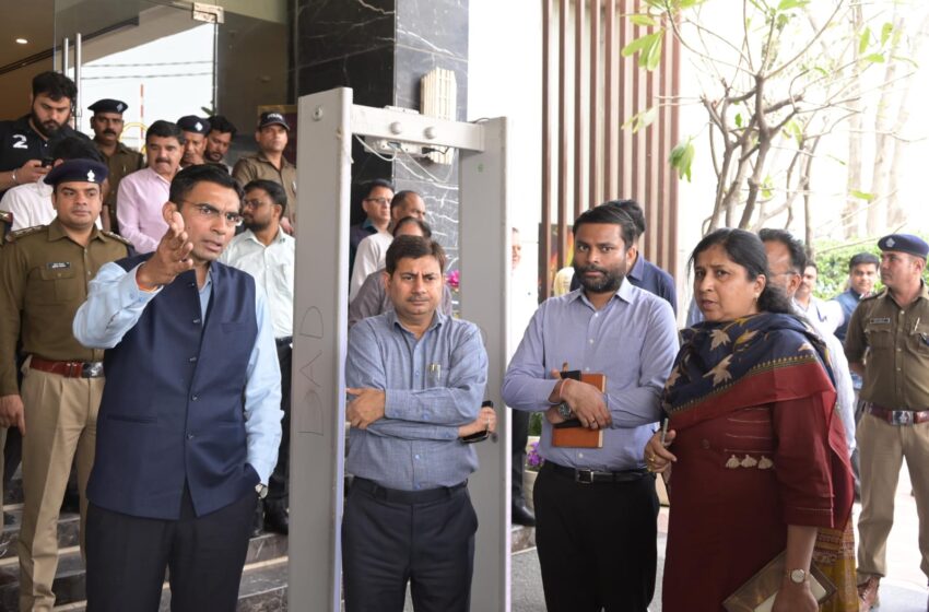  गृहमंत्री के दौरे से पहले देहरादून प्रशासन अलर्ट, डीएम सविन बंसल ने एसएसपी संग व्यवस्थाओं का किया स्थलीय निरीक्षण।