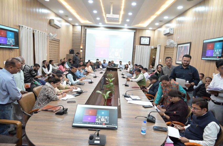  अपर जिलाधिकारी वित्त एवं राजस्व की अध्यक्षता में जनता दर्शन कार्यक्रम का आयोजन किया गया।