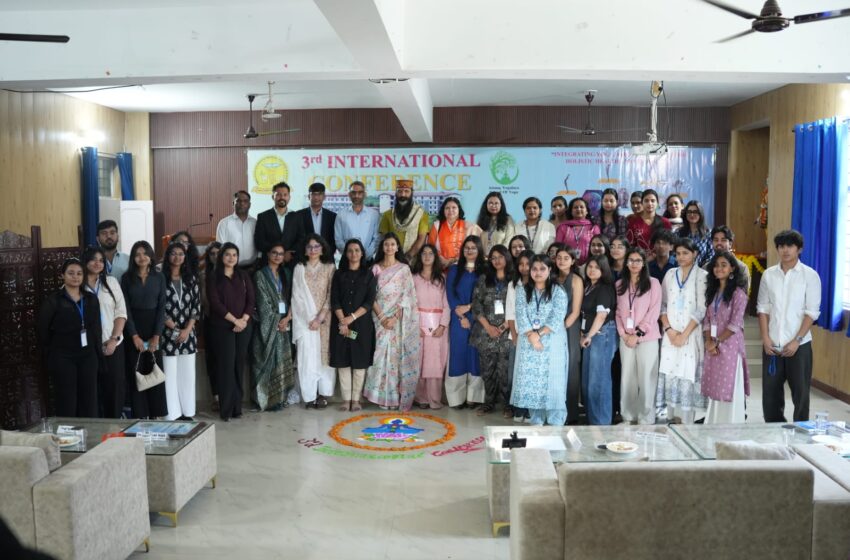  स्पर्श हिमालय विश्विद्यालय में दो दिवसीय अंतर्राष्ट्रीय योग कॉन्फ्रेंस का शुभारंभ हुआ।
