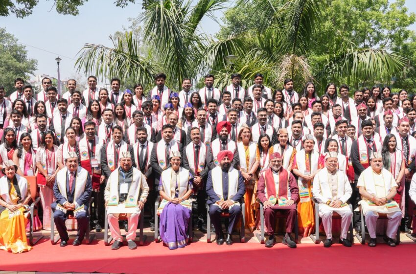  उपराष्ट्रपति श्री सी. पी. राधाकृष्णन ने एम्स ऋषिकेश के छठे दीक्षांत समारोह को संबोधित किया।