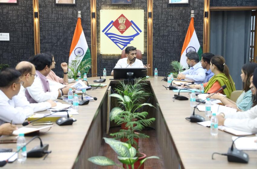  SIR अभियान को लेकर जिला प्रशासन सक्रिय, डीएम ने अधिकारियों को दिए स्पष्ट निर्देश।