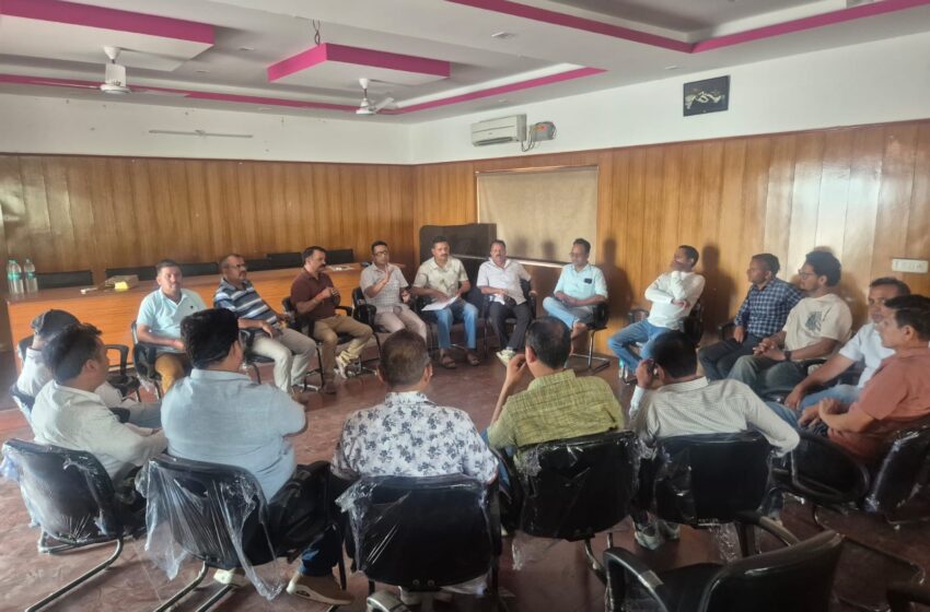  उत्तराखंड राज्य प्राथमिक शिक्षक संघ की प्रांतीय कार्यकारिणी के नेतृत्व में आज विभिन्न जनपदों के पदाधिकारियों की महत्वपूर्ण बैठक आयोजित की गई।