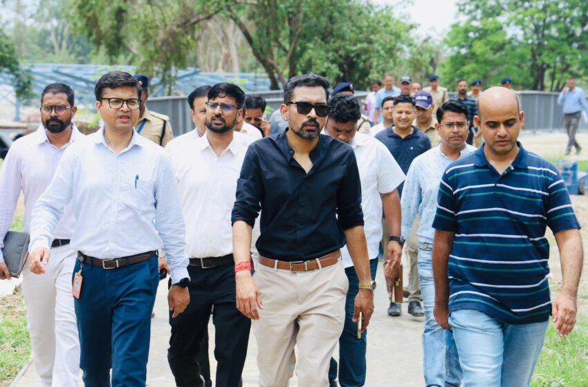  राष्ट्रपति दौराः ग्राउंड जीरो पर उतरे डीएम, ‘आशियाना’ और ’निकेतन’ का स्थलीय निरीक्षण कर परखीं व्यवस्थाएं।