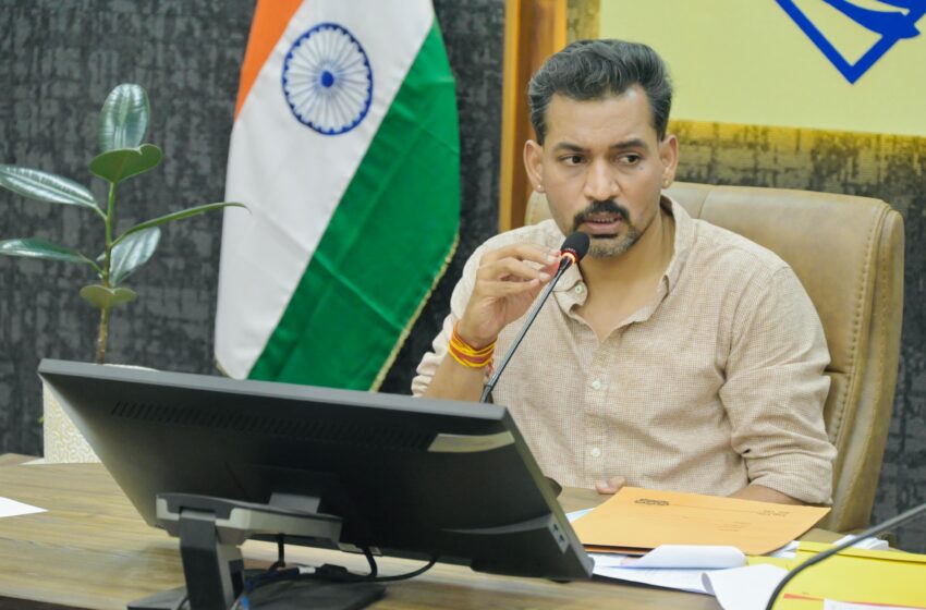  एसआईआर कार्य में पारदर्शिता एवं शुद्धता के साथ करें नोटिसों की सुनवाईः:::: डीएम।