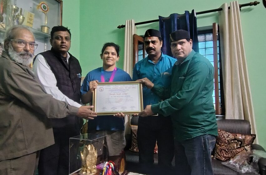  उत्तराखंड सामाजिक सम्मान सेवा ट्रस्ट ने किया उन्नति शर्मा को उत्तराखंड देवभूमि सम्मान से सम्मानित।