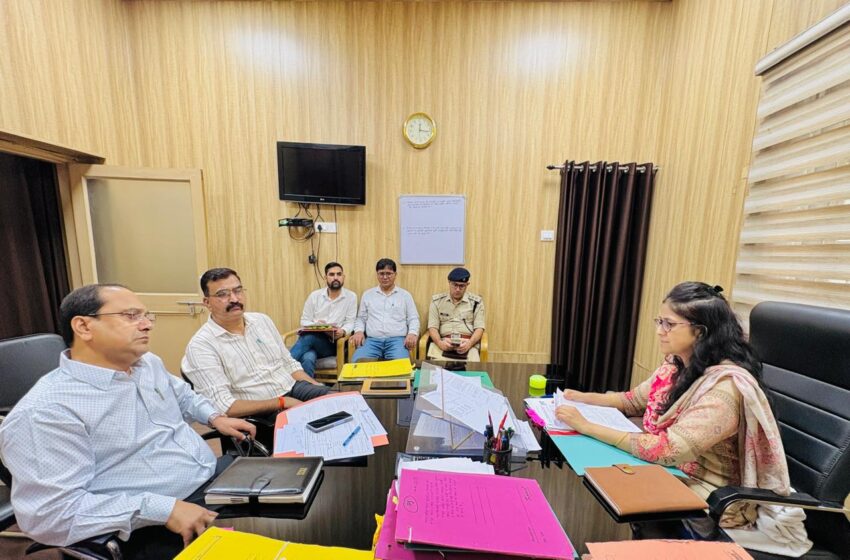  नशा मुक्त समाज के लिए विभागीय समन्वय से चलाएं व्यापक जनजागरूकता अभियानः:::: एडीएम ।