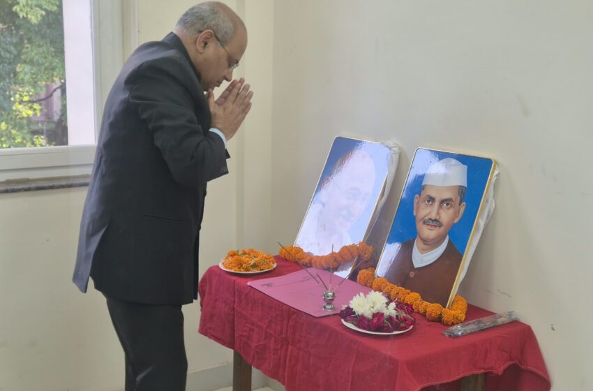  आयुक्त गढ़वाल मंडल श्री आनंद स्वरूप ने मनाई गाँधी जयंती।