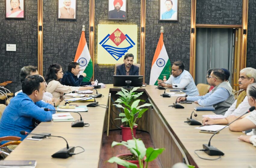  देहरादून में निर्धारित स्थलों पर ही पटाखों की बिक्री की अनुमति।